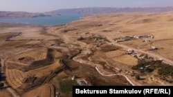 Critics say Uzbekistan should continue to be allowed to use the water, but the reservoir's land should remain within Kyrgyzstan.