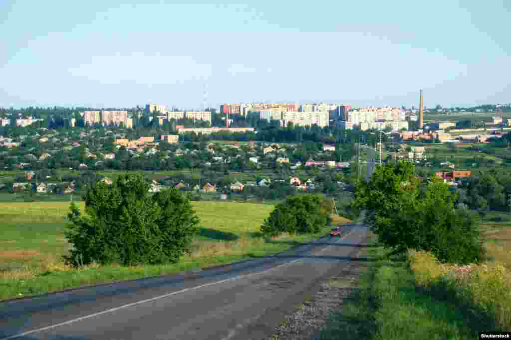 Город Бахмут в Донецкой области до начала полномасштабного вторжения России в Украину. Население города тогда составляло более 70 тысяч человек 