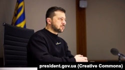 زیلېنسکي ویلي، اوکراین به د پوتین وروستی تمځای نه وي.