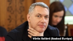 Lázár János építési és közlekedési miniszter