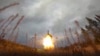 Rusia deţine cel mai mare arsenal de arme nucleare din lume, urmată îndeaproape de Statele Unite. Împreună, Rusia şi Statele Unite controlează mai mult de 90% din armele nucleare din lume.