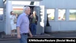 A WikiLeaks alapítója, Julian Assange Londonban 2024. június 25-én