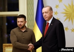 Erdoğan fogadja Volodimir Zelenszkij ukrán elnököt július 7-én Isztambulban, a vilniusi NATO-csúcstalálkozó előtt