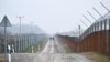 Határzár a magyar-szerb határon, Kelebia közelében 2022. december 15-én. Képünk illusztráció