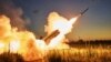 Бійці батальйону ЗСУ «Вовки Да Вінчі» ведуть вогонь по позиціях армії РФ із трофейної російської термобаричною ракетної установки ТОС-1А «Солнцепьок»