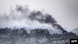 Gaza e bombarduar.