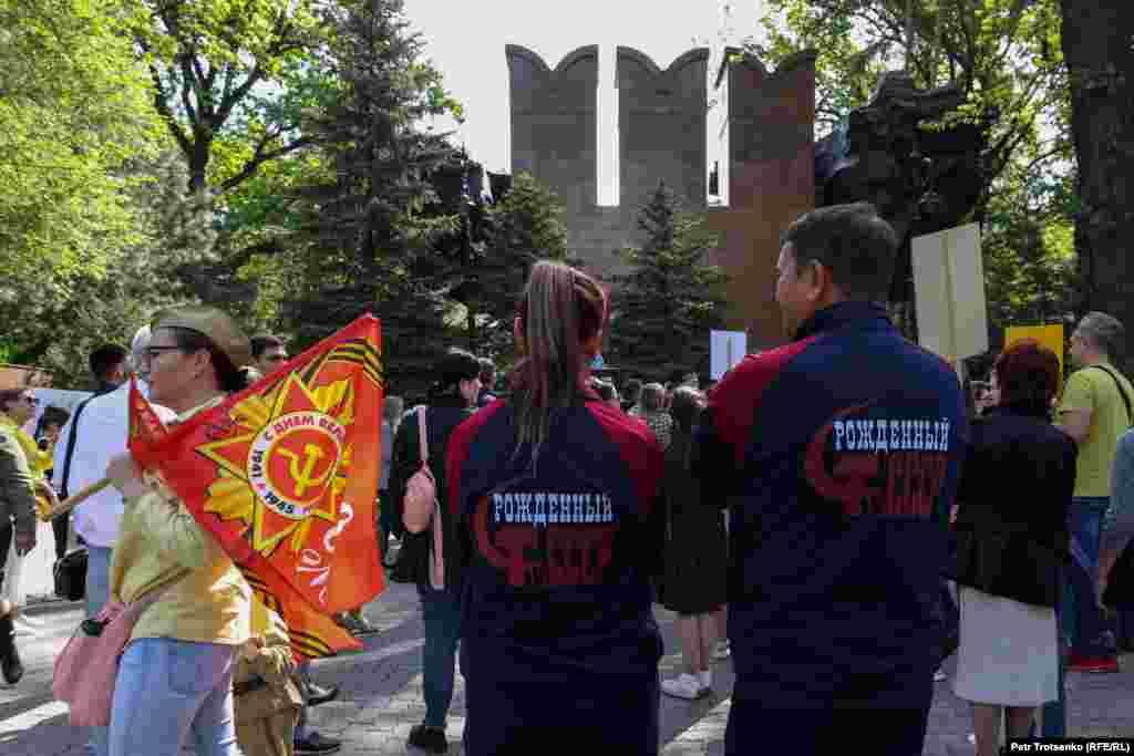Судя по всему, надпись «Рождённый в СССР» стала довольно модной в последнее время, особенно на праздниках, связанных с советским прошлым