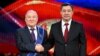 Мурат Укушов (слева) и президент Садыр Жапаров. 