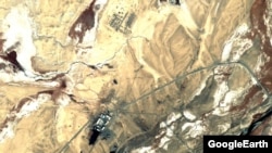 Satelitske fotografije vojne lokacije blizu Šajmaka pre dolaska Kine