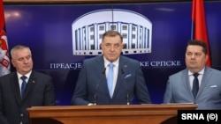 Премиерот Радован Вишковиќ, претседателот Милорад Додик и претседателот на Народното собрание на Република Српска Ненад Стевандиќ во Бања Лука, БиХ, 12 март 2025 година