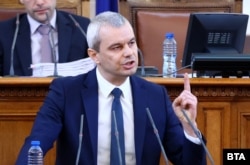 Костадин Костадинов, лидерот на ултрадесничарската партија Преродба