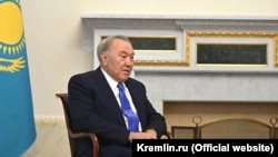Нұрсұлтан Назарбаев.
