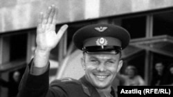 Беренче космонавт Юрий гагарин 