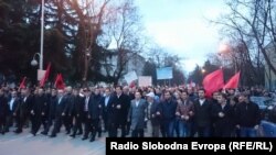 Pamje nga protestat kundër ngritjes së kryqit në Butel, 3 mars.