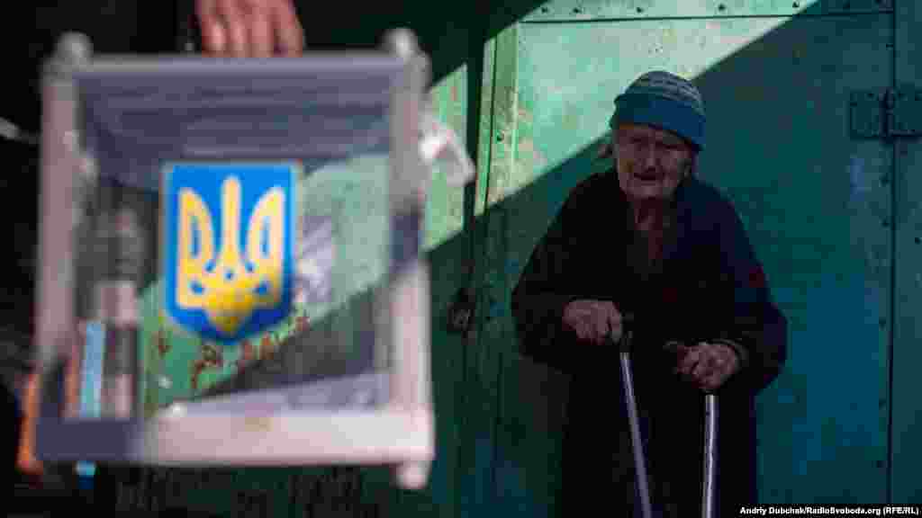 Более 13 тысяч человек погибли в конфликте на востоке Украины с 2014 года 