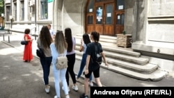 Simulările de la Bacalaureat 2024 sunt un antrenament pentru examenul național din iunie-iulie. 