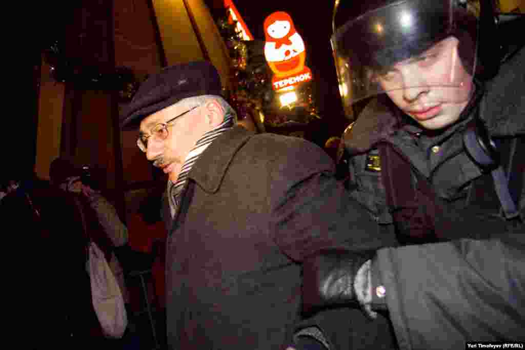  Олега Орловду кармоо