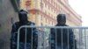 В нескольких городах РФ в публичных местах взорвалась пиротехника