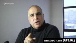 Armenia - Opposition leader Raffi Hovhannisian speaks to journalists in Yerevan, 16Dec2017.