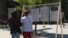 Komuniteti LGBTI raporton kërcënime përmes ekspozitës