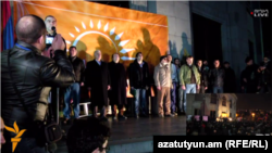 Митинг «Новой Армении» на площади Свободы в Ереване, 1 декабря 2015 г.