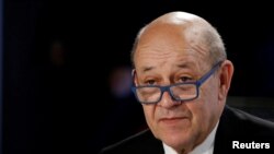 Министр иностранных дел Франции Жан-Ив Ле Дриан