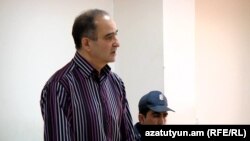 Կիպրոսյան օֆշորի գործով ամբաստանյալ Աշոտ Սուքիասյանը դատարանում, 5-ը մայիսի, 2016թ․