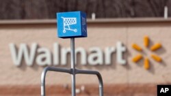 Илустрација: Продавница на Волмарт во САД