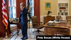 Barack Obama u Ovalnoj kancelariji