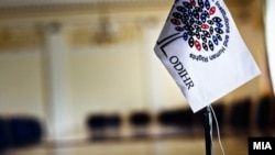 Zastava s logom ODIHR-a, 3. oktobar 2019.