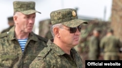 Vadim Krasnoselski conduce manevre militare pe timp de pandemie de coronavirus, în regiunea transnistreană