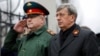 Valery Kuzmin, ambasadorul Rusiei în România, alături de Alexey Grishaev, adjunct al atașatului militar al ambasadei.