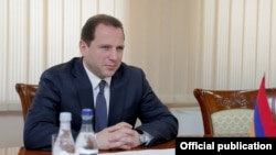 Министр обороны Армении Давид Тоноян (архив)