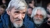 Суд продлил тюремный срок историку Юрию Дмитриеву. Главное о его деле