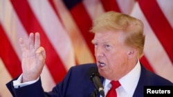 Bivši predsednik SAD Donald Tramo na konferenciji za novinare dan pošto je proglašen krivim u suđenju za falsifikovanje poslovnih zapisa da se prikriju tajne isplate novca porno glumici, 31. maj 2024.