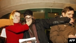 Wengriýaly studentler täze media kanunyna protest bildirýärler, 20-nji dekabr, 2010-njy ýyl.