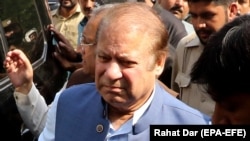 Former Pakistani Prime Minister Nawaz Sharif (file photo)