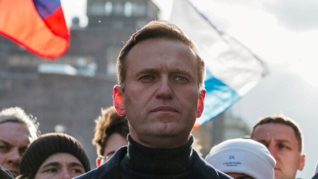 Showdown In Moscow: Navalny Risks Jail With Return To Russia