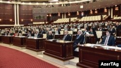Заседание парламента Азербайджана