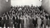 Congresul al IX-lea al PCR – conducători și delegaţi. Anul I al regimului Ceaușescu și al calendarului „mărețelor ctitorii”. Fototeca online a comunismului românesc. Cota:33/1965 