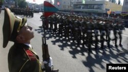 Paradă militară la Tiraspol, 2 septembrie 2012
