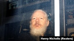 Themeluesi i faqes WikiLeaks, Julian Assange.