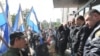ოპოზიციის მომხრეთა მიტინგი საზოგადოებრივი მაუწყებლის შენობასთან