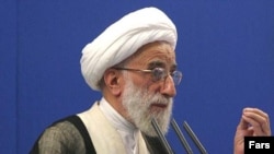 احمد جنتی: سمت رهبری از سوی «خداوند متعال» به علی‌ خامنه‌ای محول شده است. 