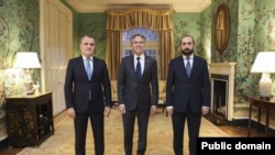 Blinken Praises ‘Courageous Steps’ Of Armenia, Azerbaijan Toward Peace