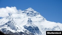 Члены группы «Здесь моя Грузия» намерены раздвинуть географию своих маршрутов. В планах , например, взобраться на легендарный Эверест 