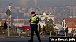 Kosovski policajac u Prištini, ilustrativna fotografija