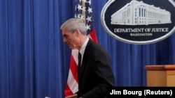 Këshilltari i posaçëm, Robert Mueller.
