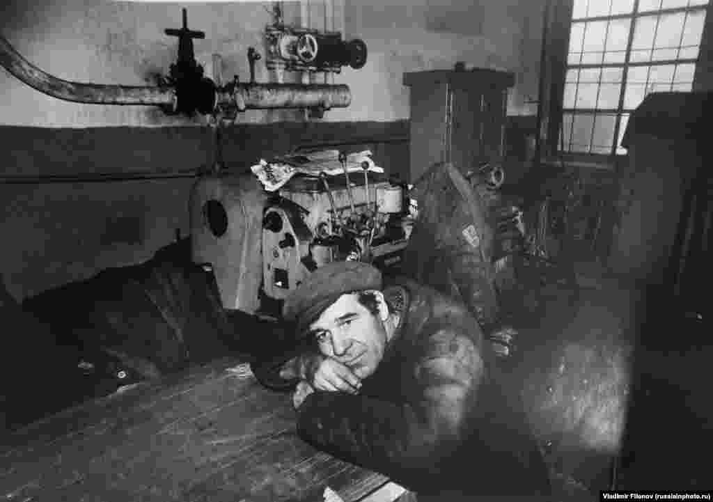 Mehaničar na pauzi, 1980.