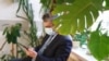 "Власти не оставляют выбора". Соцсети о снятии Шлосберга с выборов в Госдуму 